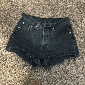 Lightly worn Levi shorts!